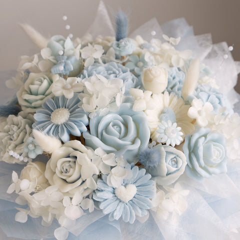 Blue Heaven – Scented Wax Bouquet